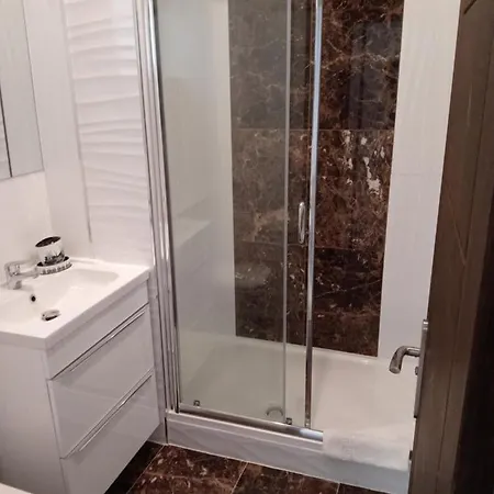 Casa Brava 2* لقنت